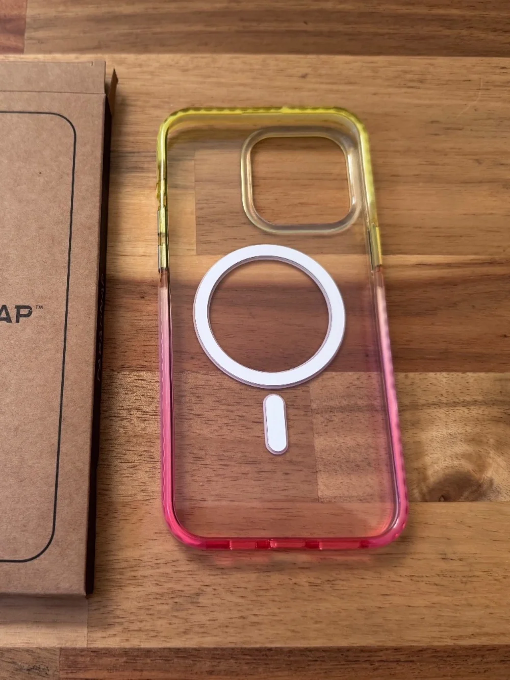 NEW - Yellow and pink MagSafe Phone Case With Grip for iPhone 15 Pro Max
